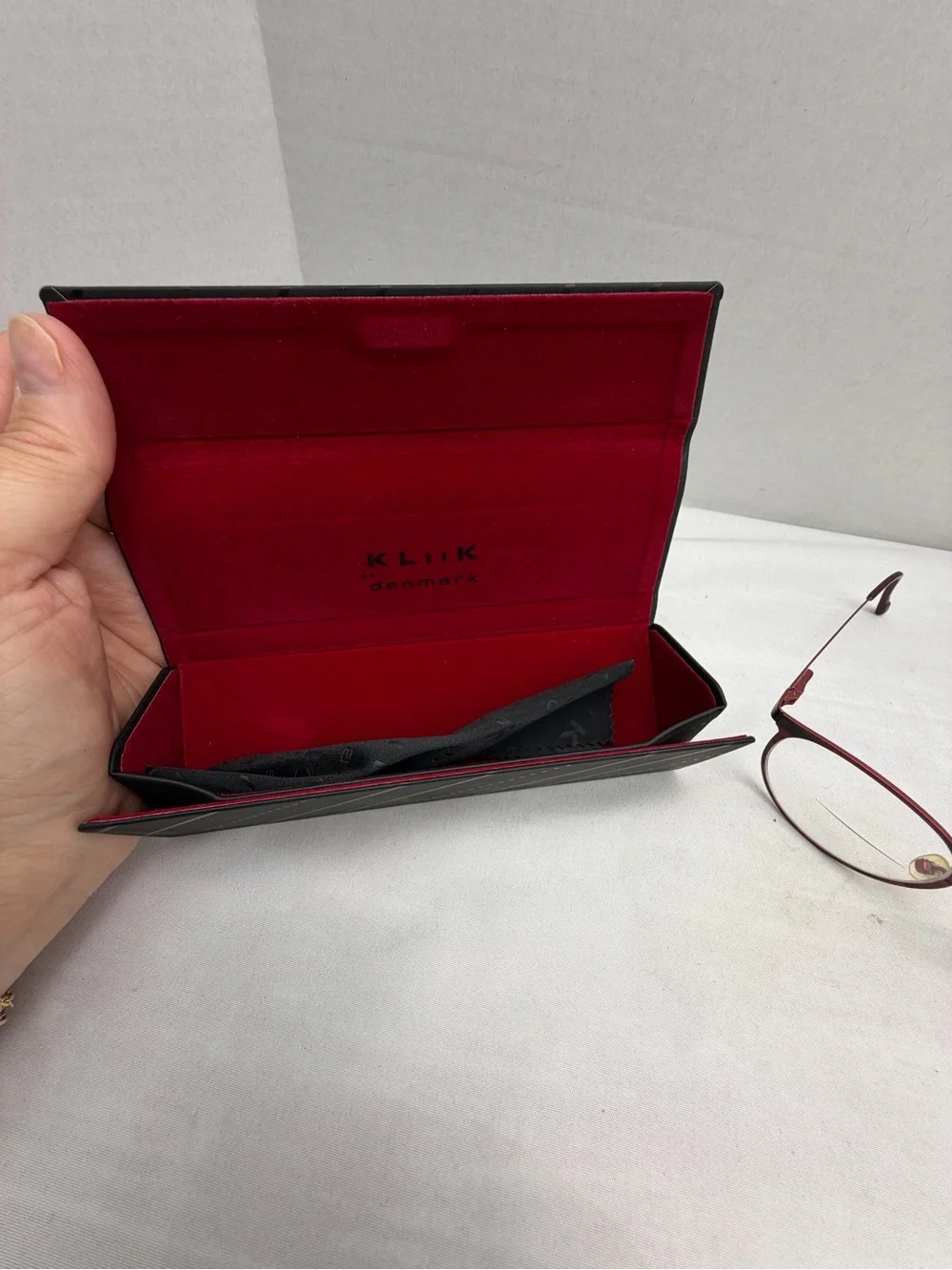 Kliik Denmark SH-684 C3  Red Glasses Frames ONLY 48-20-140 + Case